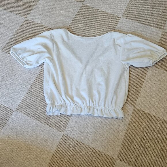 Cropped Short Sleeve Cardigan - Picture 3 of 3